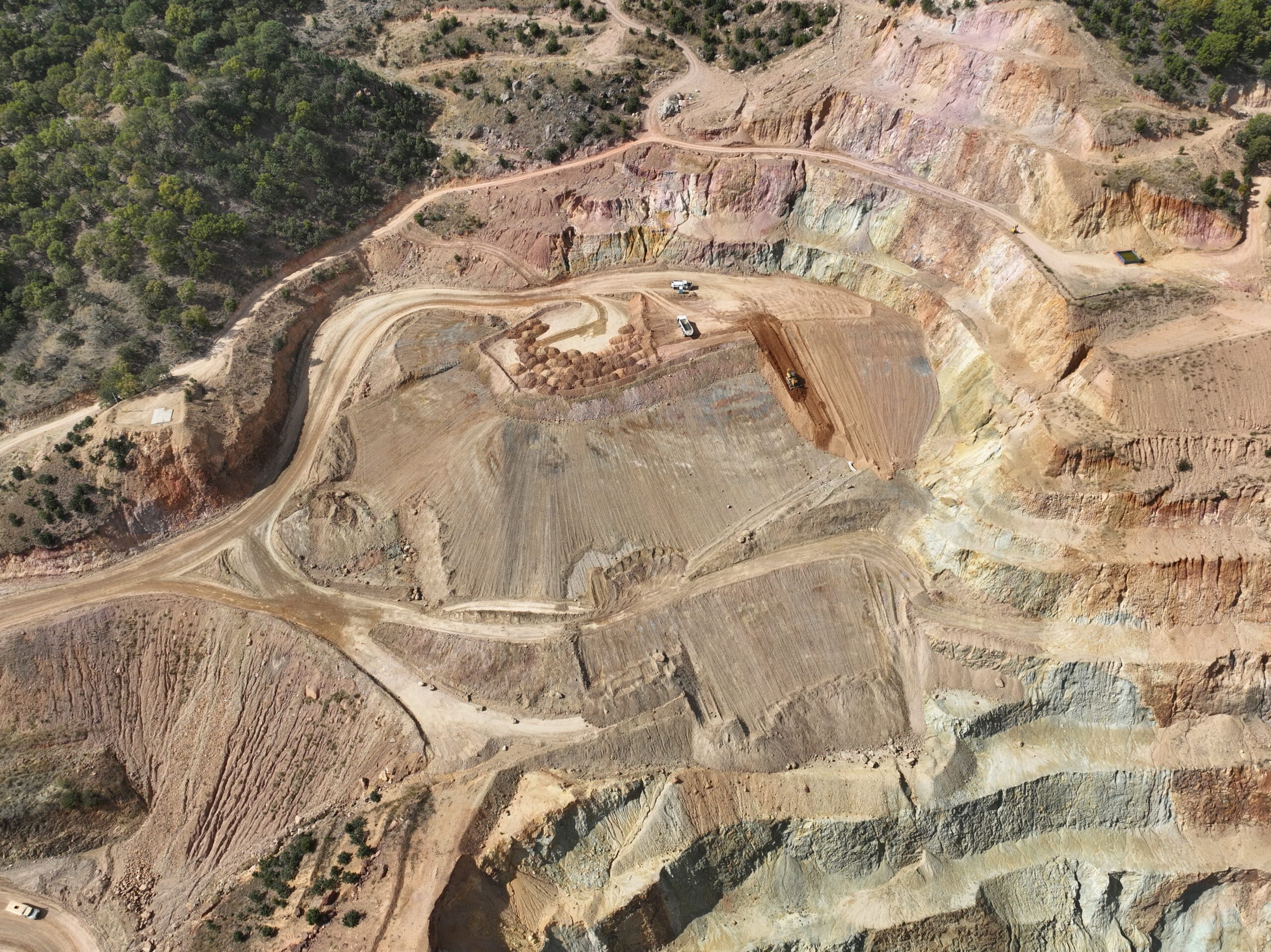 Placing cover material in Cerro Pelon Phase 1.